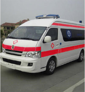 围场上汽大通救护车