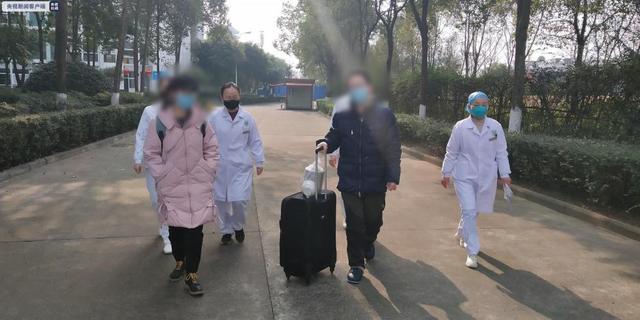 围场病人院后返乡
